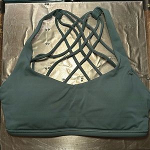 Lululemon Free to Be Bra - wild (army green)